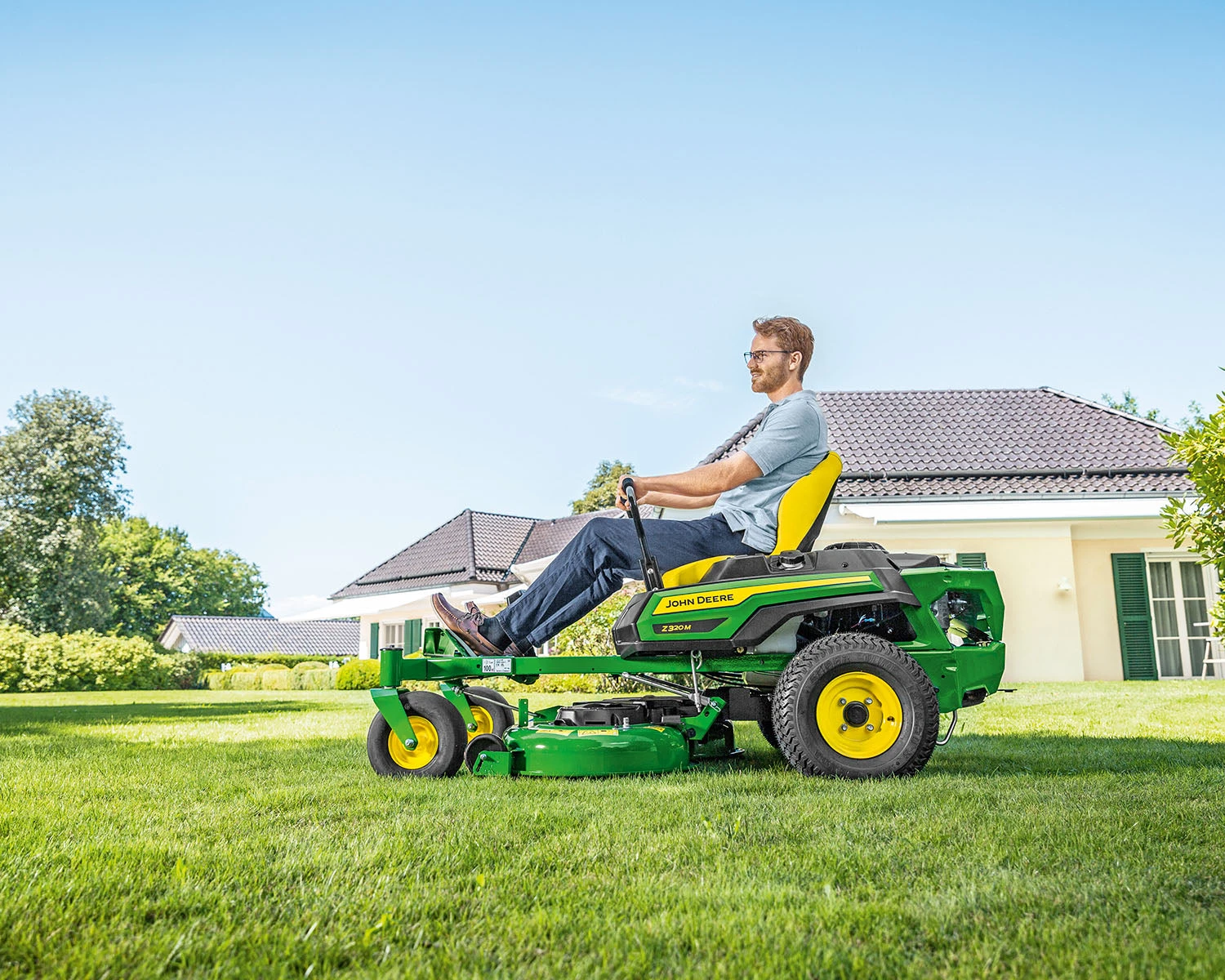 John Deere Z320M Zero-Turn Mower 5 John Deere Z320M Zero-Turn Mower - Image 3