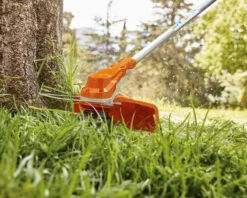 Stihl FSA60R Cordless Grass Trimmer Battery And Charger Set -Xtract Power 1 0000s 0003 FS FSA60R US AW 006 ad87f040 89e2 40cd bcf0 165376633322