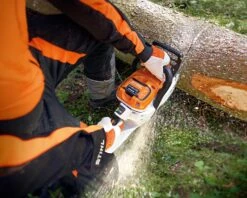 Stihl MSA300 Cordless Chainsaw -Xtract Power 1 0002 3