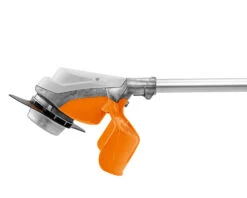 Stihl FSA90 Cordless Brushcutter 9 Stihl FSA90 Cordless Brushcutter -Xtract Power 4