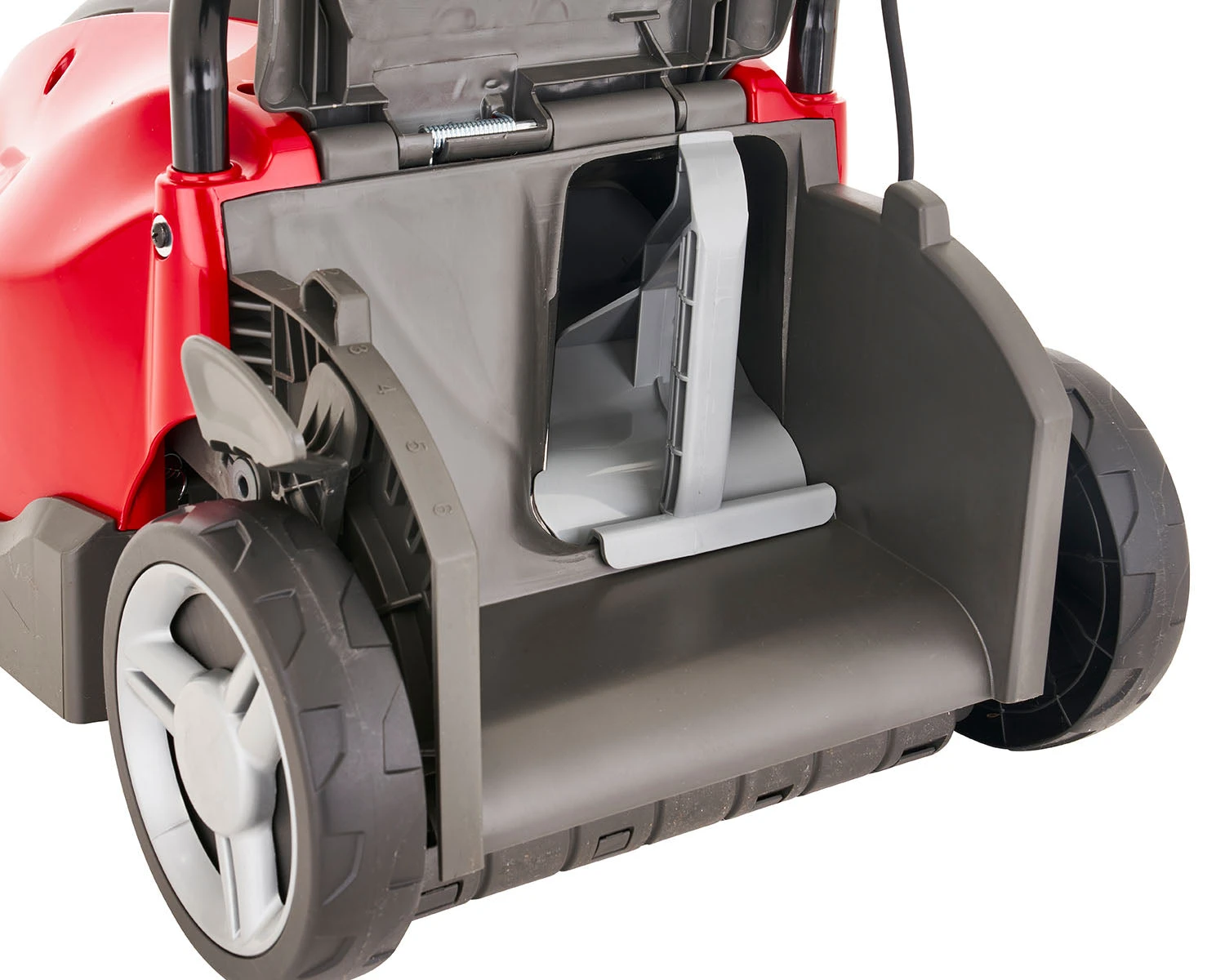 Mountfield Princess 34 Lawnmower 6 Mountfield Princess 34 Lawnmower - Image 4