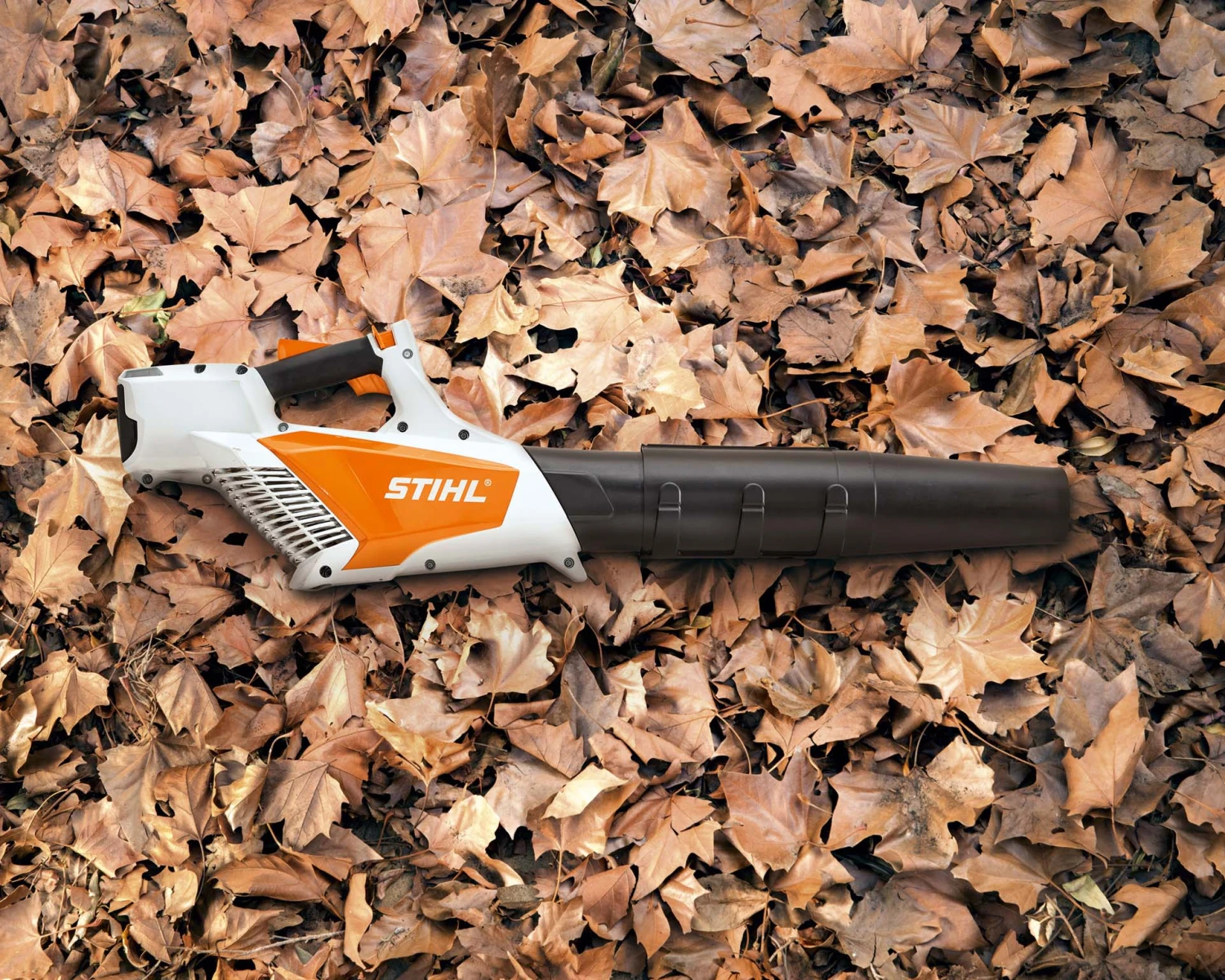 Stihl BGA57 Cordless Blower 3 Stihl BGA57 Cordless Blower - Image 2