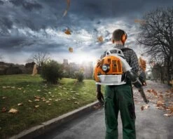 Stihl BR350 Backpack Blower 7 Stihl BR350 Backpack Blower -Xtract Power BR350 0001 I BR350 I001