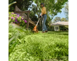 Stihl FSA60R Cordless Grass Trimmer Battery And Charger Set -Xtract Power FSA60RSetlifetsyle1