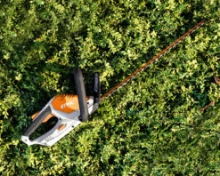 Stihl HSA45 Cordless Hedgetrimmer 8 Stihl HSA45 Cordless Hedgetrimmer -Xtract Power HSA45Hedgetrimmerbush