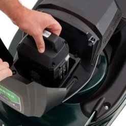 Hayter Harrier 48 Cordless Lawnmower 10 Hayter Harrier 48 Cordless Lawnmower -Xtract Power HayterHarrier48CordlessLawnmower 4