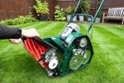 Allett Liberty 43 Cordless Lawnmower -Xtract Power Liberty43 002 1024x1024 2x bf14c156 dc12 493a 8a39 14751e14fef4