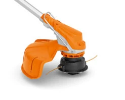 Stihl FSA86R Cordless Brushcutter -Xtract Power Main 0002 FS FSA86R EU SP 002 1