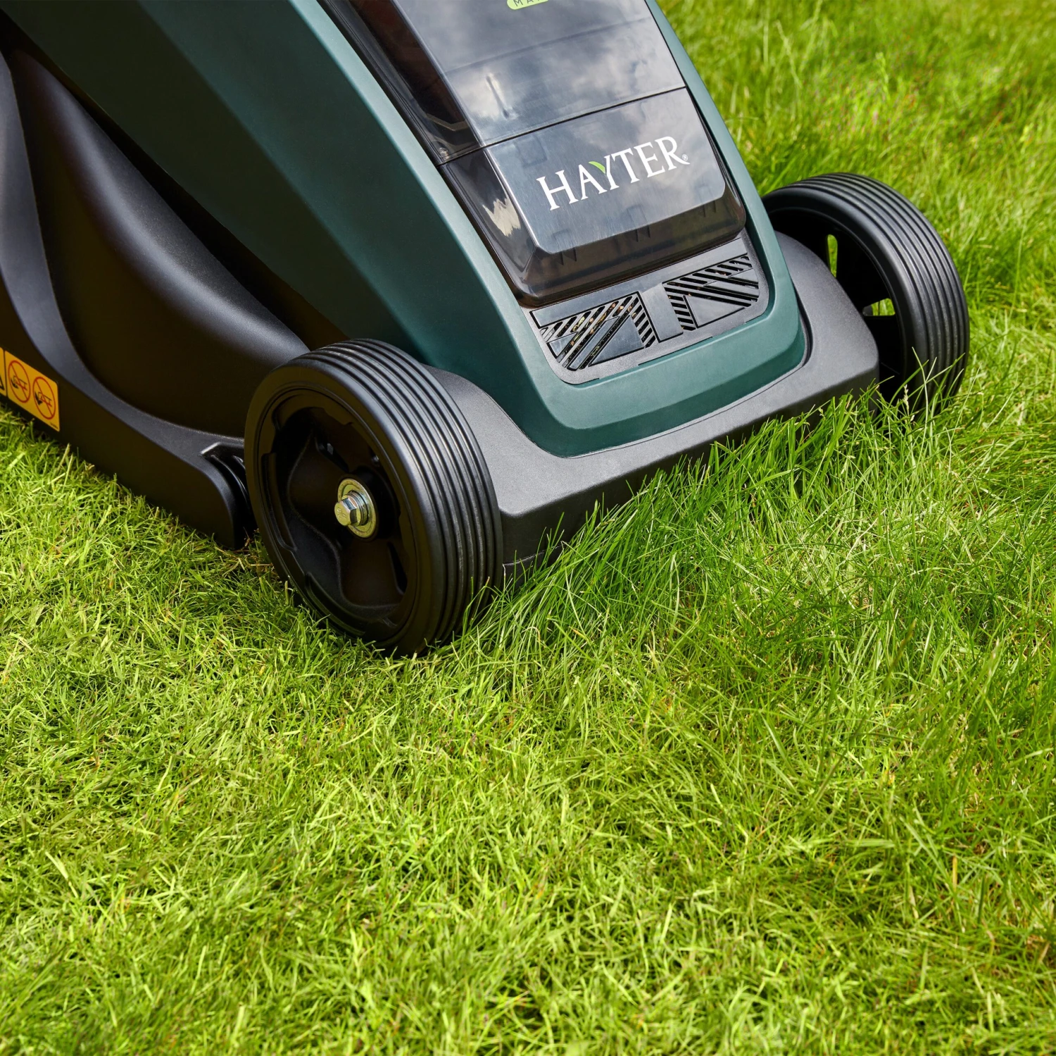 Hayter Hawk 36 Push Cordless Lawnmower 6 Hayter Hawk 36 Push Cordless Lawnmower - Image 4