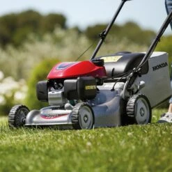 Honda Izy HRG 416 PK Lawnmower 10 Honda Izy HRG 416 PK Lawnmower -Xtract Power Mainimage5 75f40c25 25b1 4e2c 9e87 e6dfc5ba253d